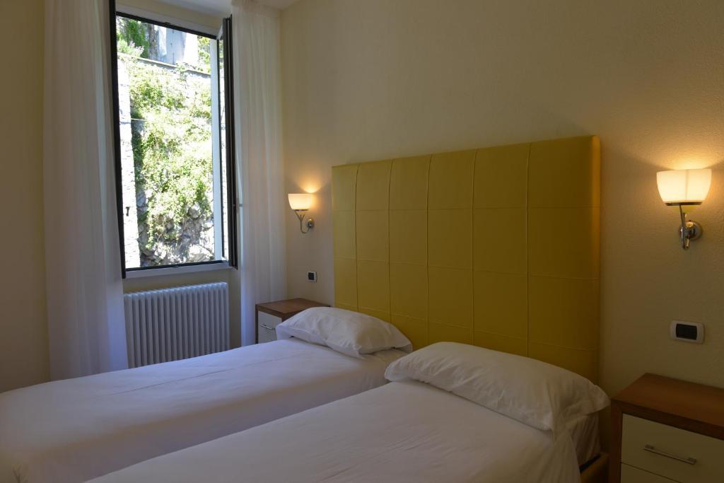 Villa Belvedere Como Lake Relais Argegno Habitación foto