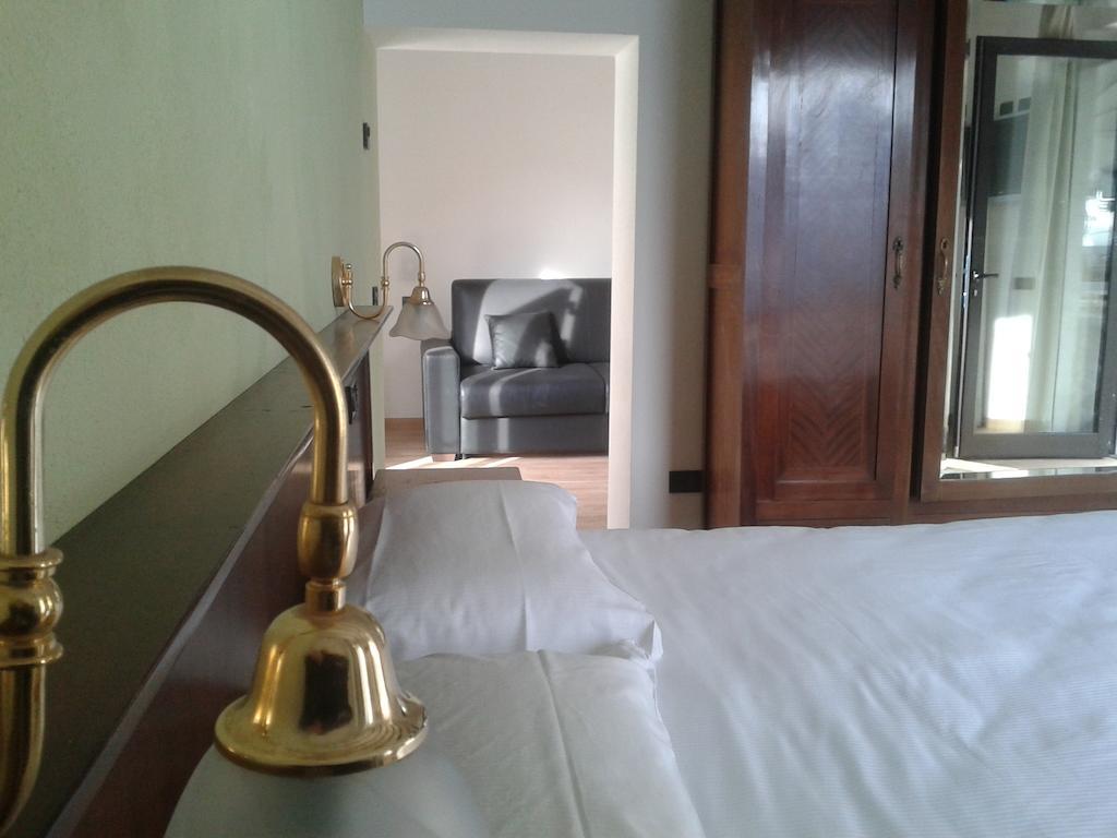 Villa Belvedere Como Lake Relais Argegno Habitación foto